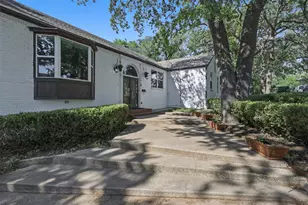 2112 Coral Dr, Arlington, TX 76010 - Photo 3