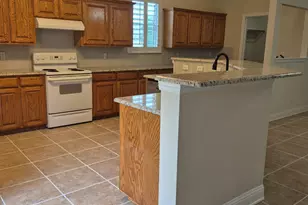 7205 Hogan Dr, Benbrook, TX 76126 - Photo 7
