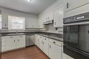 1219 Stanley St, Denton, TX 76201 - Photo 9