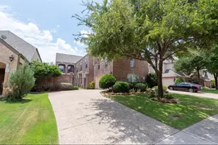 33 Misty Pond Dr, Frisco, TX 75034 - Photo 5