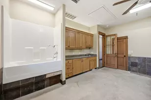 15425 Fitzhugh Rd, Dripping Springs, TX 78620 - Photo 23