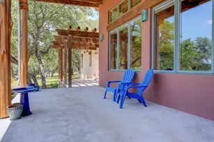 15425 Fitzhugh Rd, Dripping Springs, TX 78620 - Photo 25
