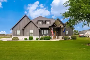 2037 Sunset Rdg Dr, Weatherford, TX 76087 - Photo 1