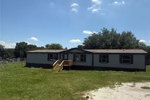 134 Browning Ct, Springtown, TX 76082 - Photo 1