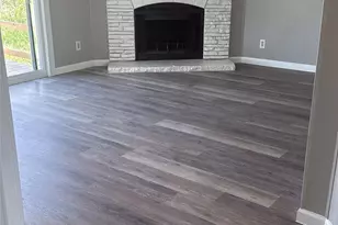 134 Browning Ct, Springtown, TX 76082 - Photo 3
