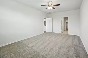 7054 Bison Creek Ln, Garland, TX 75043 - Photo 15
