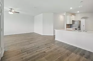 7054 Bison Creek Ln, Garland, TX 75043 - Photo 11