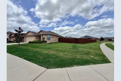 520 Cantebury Park Lane, Ponder, TX 76259 - Photo 3