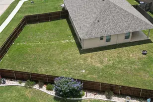 520 Cantebury Park Ln, Ponder, TX 76259 - Photo 27