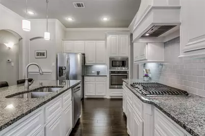 3901 Bentley Drive, Bedford, TX 76021 - Photo 9