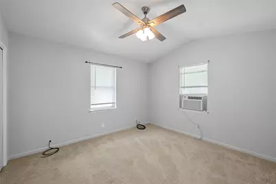 235 Country Drive, Waco, TX 76705 - Photo 19