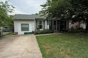 2122 Fort Worth St, Grand Prairie, TX 75050 - Photo 1