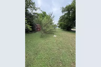 2122 Fort Worth Street, Grand Prairie, TX 75050 - Photo 13