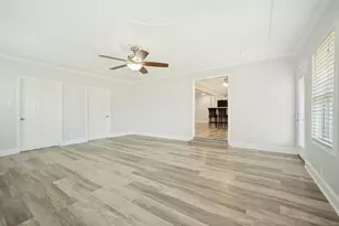 104 Cove Dr, Shady Shores, TX 76208 - Photo 17