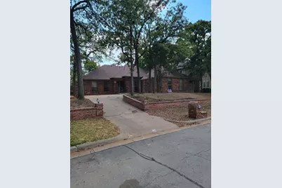 4904 Saddleback Road, Arlington, TX 76017 - Photo 3
