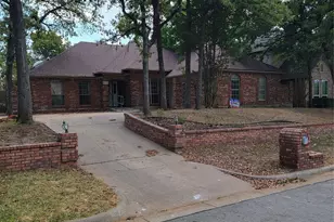 4904 Saddleback Rd, Arlington, TX 76017 - Photo 3