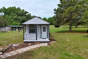 188 Private Rd 8703, Ben Wheeler, TX 75754 - Photo 3