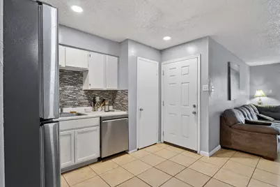 8110 Skillman Street #1057, Dallas, TX 75231 - Photo 11