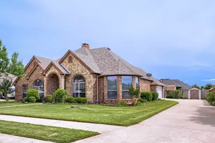 603 Ash St, Pilot Point, TX 76258 - Photo 3