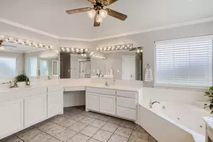 603 Ash St, Pilot Point, TX 76258 - Photo 21