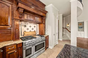 811 Longhorn Hollow, Southlake, TX 76092 - Photo 11
