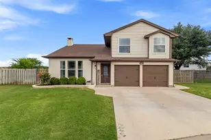 8800 Crestbrook Dr, Fort Worth, TX 76179 - Photo 1