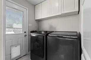 8800 Crestbrook Dr, Fort Worth, TX 76179 - Photo 21
