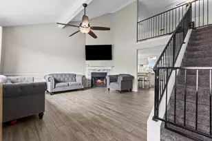 8800 Crestbrook Dr, Fort Worth, TX 76179 - Photo 11