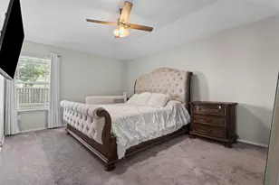 8800 Crestbrook Dr, Fort Worth, TX 76179 - Photo 17