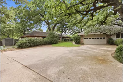5 Windy Knoll Court, Grapevine, TX 76051 - Photo 13