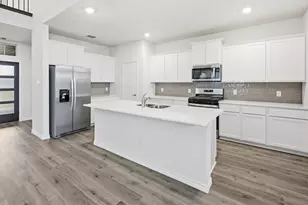 7090 Bison Creek Ln, Garland, TX 75043 - Photo 3