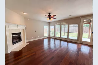 10330 Sandbar Drive, Irving, TX 75063 - Photo 9
