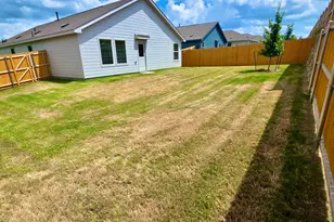 226 Hidden Mdws Dr, Sherman, TX 75092 - Photo 3