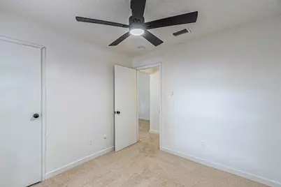 2008 Clubridge Drive, Carrollton, TX 75006 - Photo 21