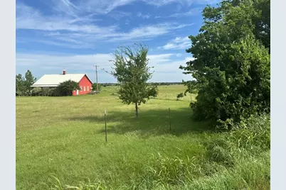 2670 Canaan Church Road, Crawford, TX 76638 - Photo 15