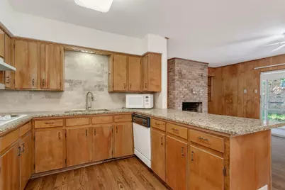 7505 Brentcove Circle, Dallas, TX 75214 - Photo 13