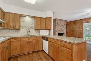 7505 Brentcove Cir, Dallas, TX 75214 - Photo 13