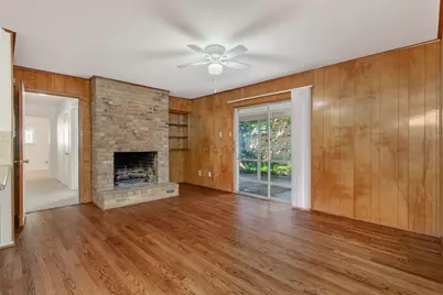7505 Brentcove Circle, Dallas, TX 75214 - Photo 17