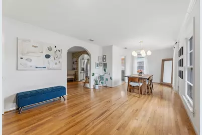 114 E Ireland Drive, Irving, TX 75062 - Photo 7