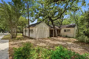 2900 Hunter St, Fort Worth, TX 76112 - Photo 15