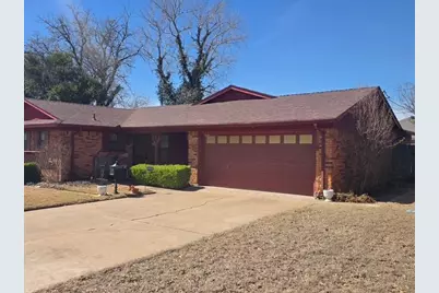 810 S Preston Road, Burkburnett, TX 76354 - Photo 3