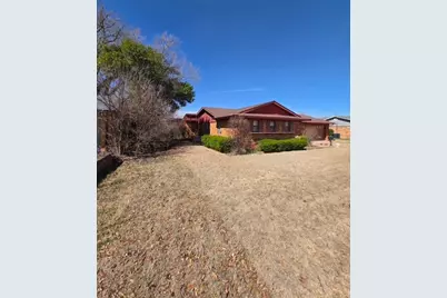 810 S Preston Road, Burkburnett, TX 76354 - Photo 3