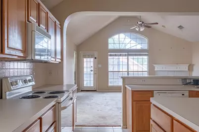 8008 Paloverde Drive, Fort Worth, TX 76137 - Photo 17