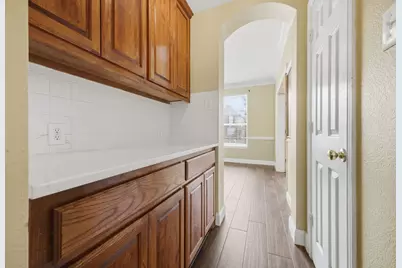 1605 Hawkins Court, Carrollton, TX 75010 - Photo 11