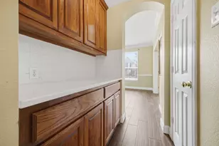 1605 Hawkins Ct, Carrollton, TX 75010 - Photo 11