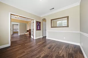 1605 Hawkins Ct, Carrollton, TX 75010 - Photo 13