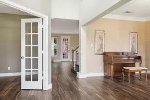 1605 Hawkins Ct, Carrollton, TX 75010 - Photo 3