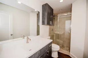 110 W Knox St, Ennis, TX 75119 - Photo 3