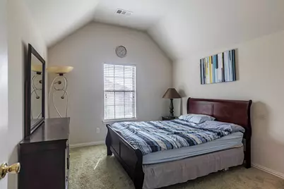 3036 Larreta, Grand Prairie, TX 75054 - Photo 33