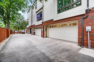 321 College Ave, Fort Worth, TX 76104 - Photo 37